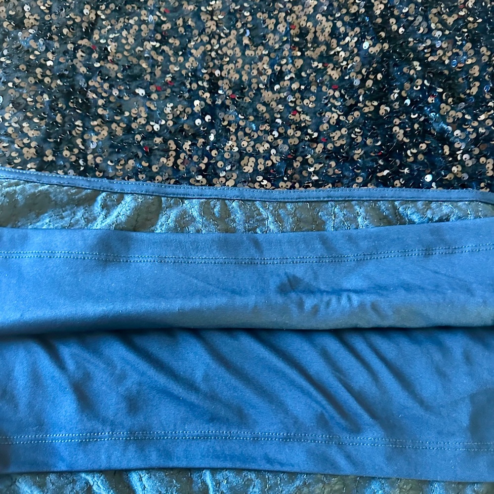 Jingle Belles by Kim Gravel Sequin Paillette Velvet Poncho XS Pageant blue - Picture 10 of 12